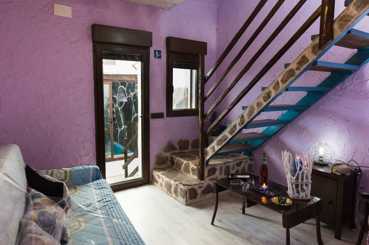 El Eden De Javier Guest House Robledillo Exterior foto